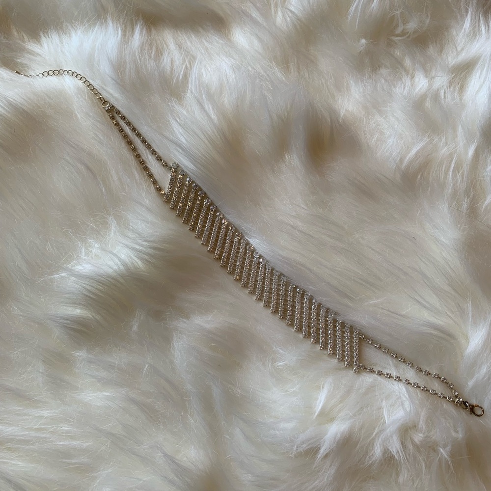 Sparkly choker